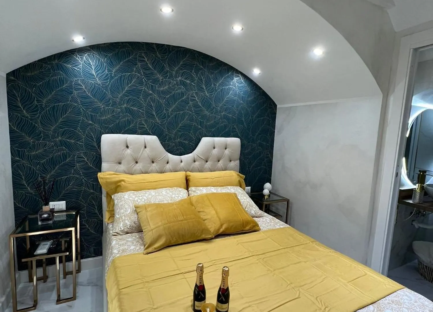 Villa Casa Palma Napoli 0*,  Italia